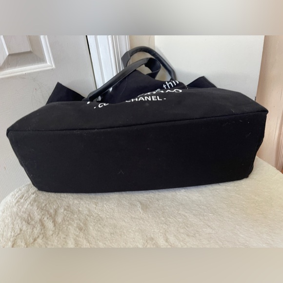 LA Trading Co large tote EUC - Picture 3 of 6